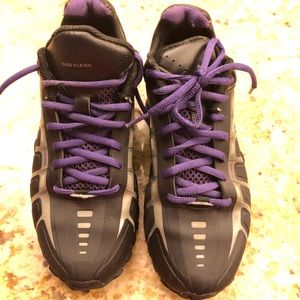 NIKE women’s shoes